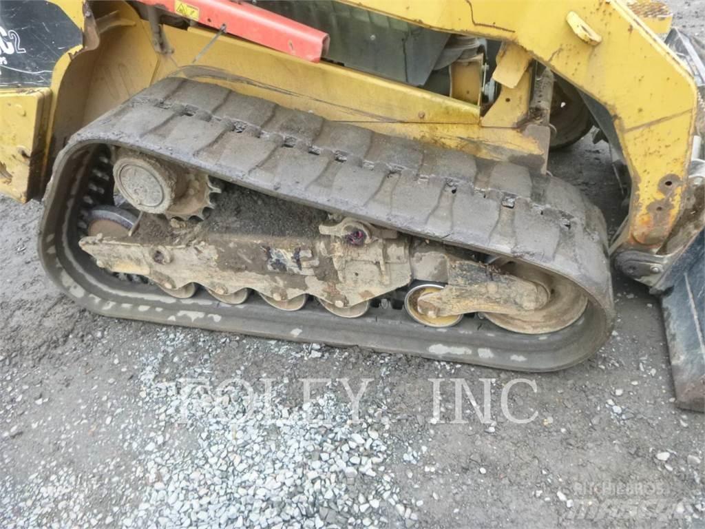 CAT 279C2 推土機