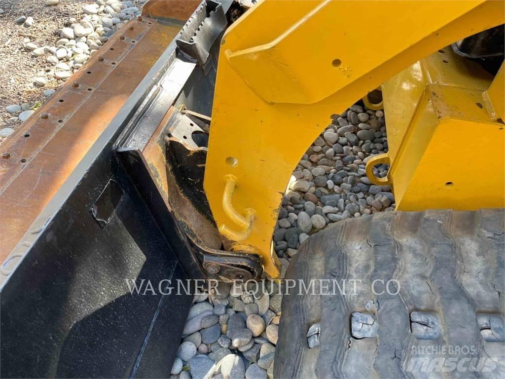 CAT 279D 推土機
