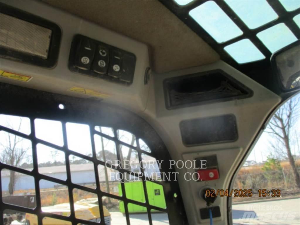 CAT 279D 推土機