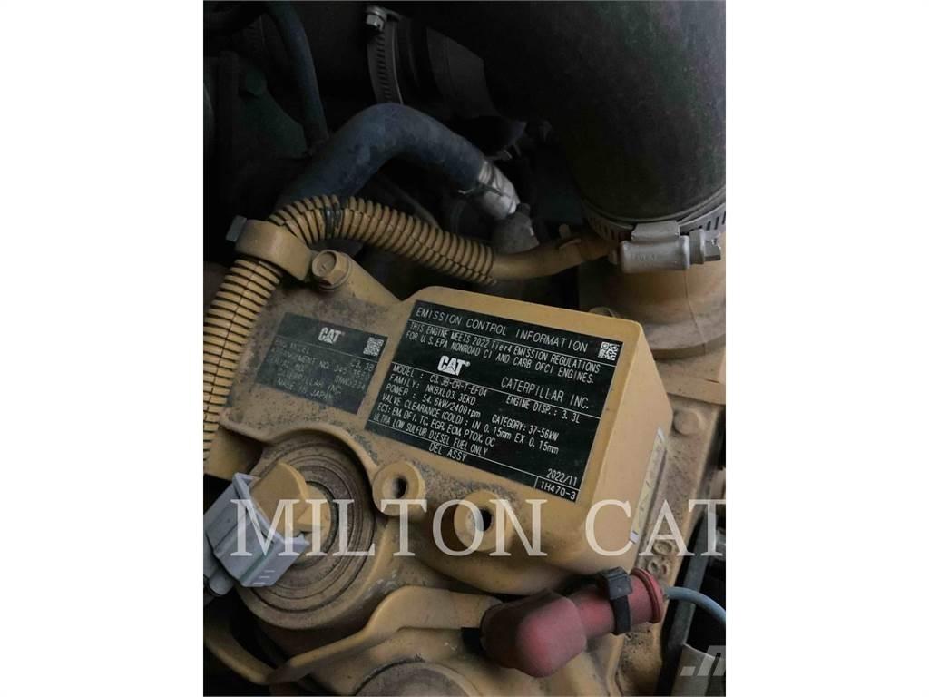 CAT 279D 3 滑移轉向裝載機