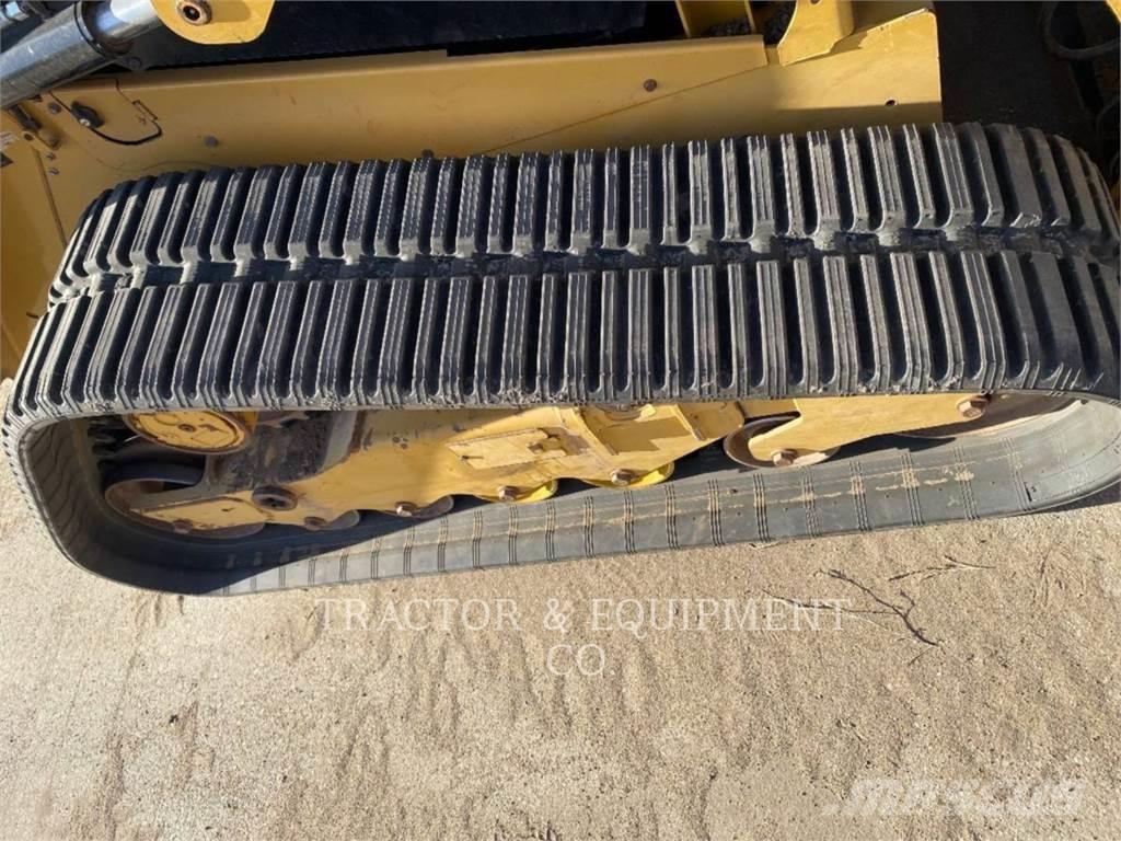 CAT 279D H2CB 滑移轉向裝載機