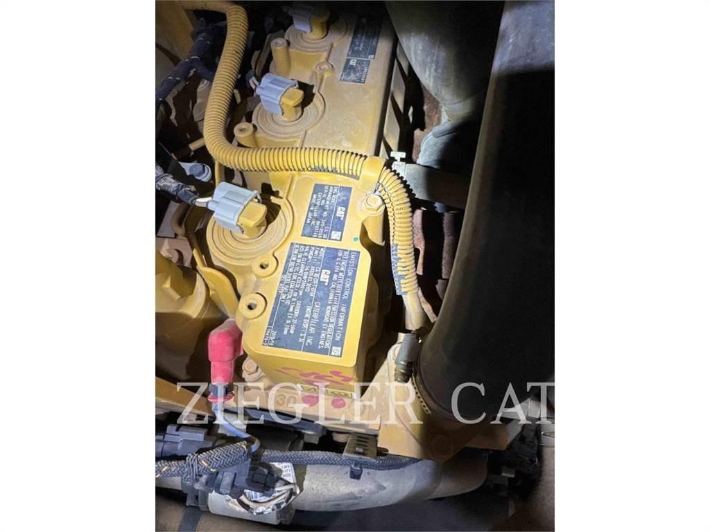 CAT 279D3 推土機