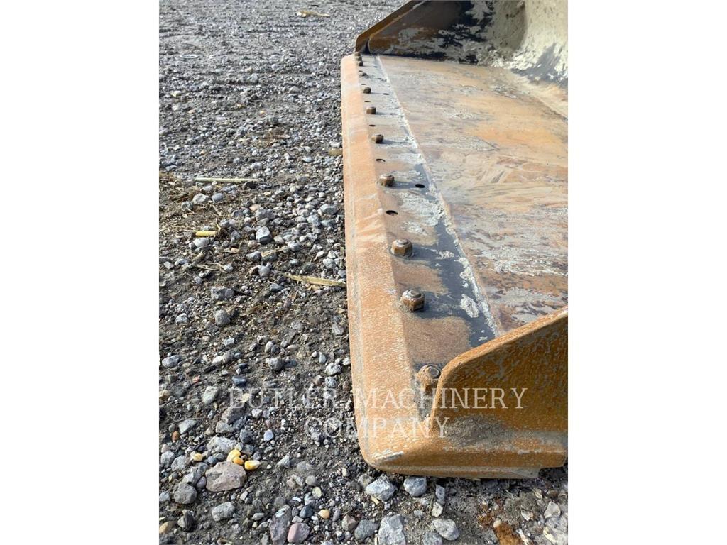 CAT 279D3 C3H2 推土機