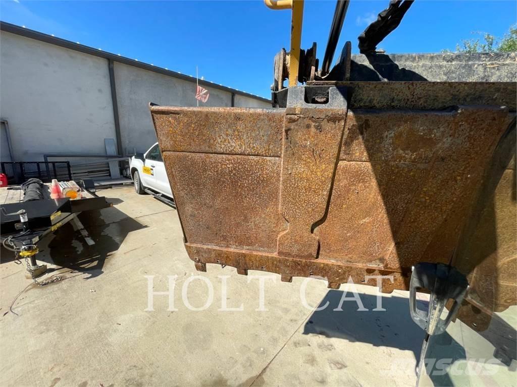 CAT 289D CAB 滑移轉向裝載機