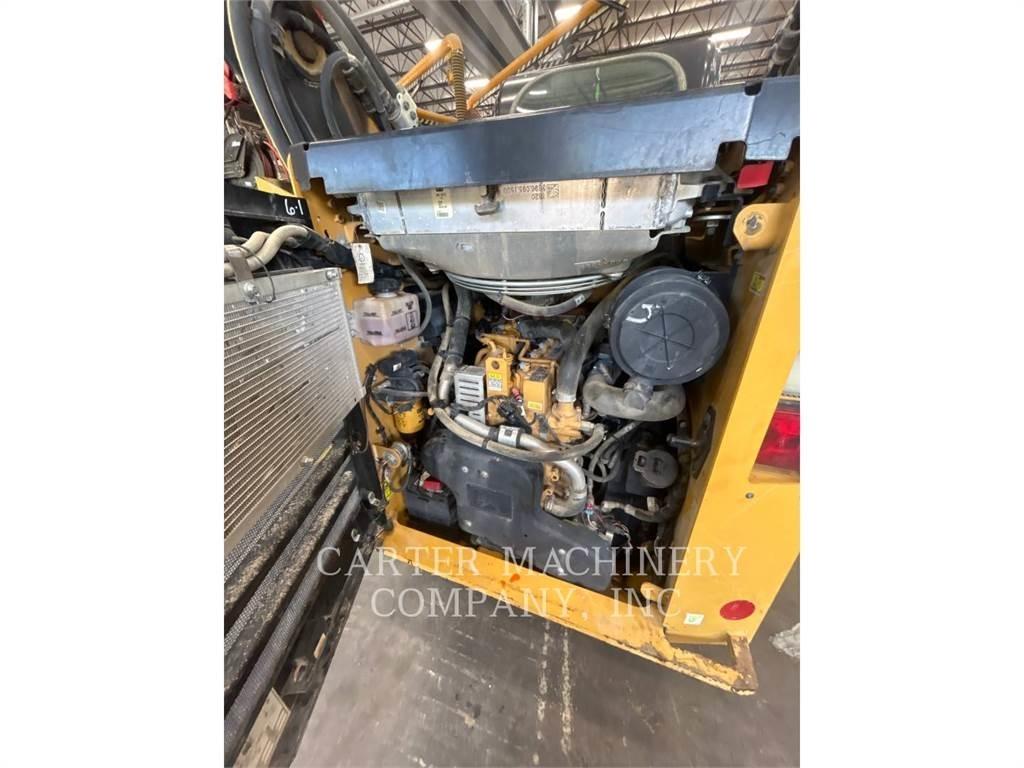 CAT 289D3 滑移轉向裝載機