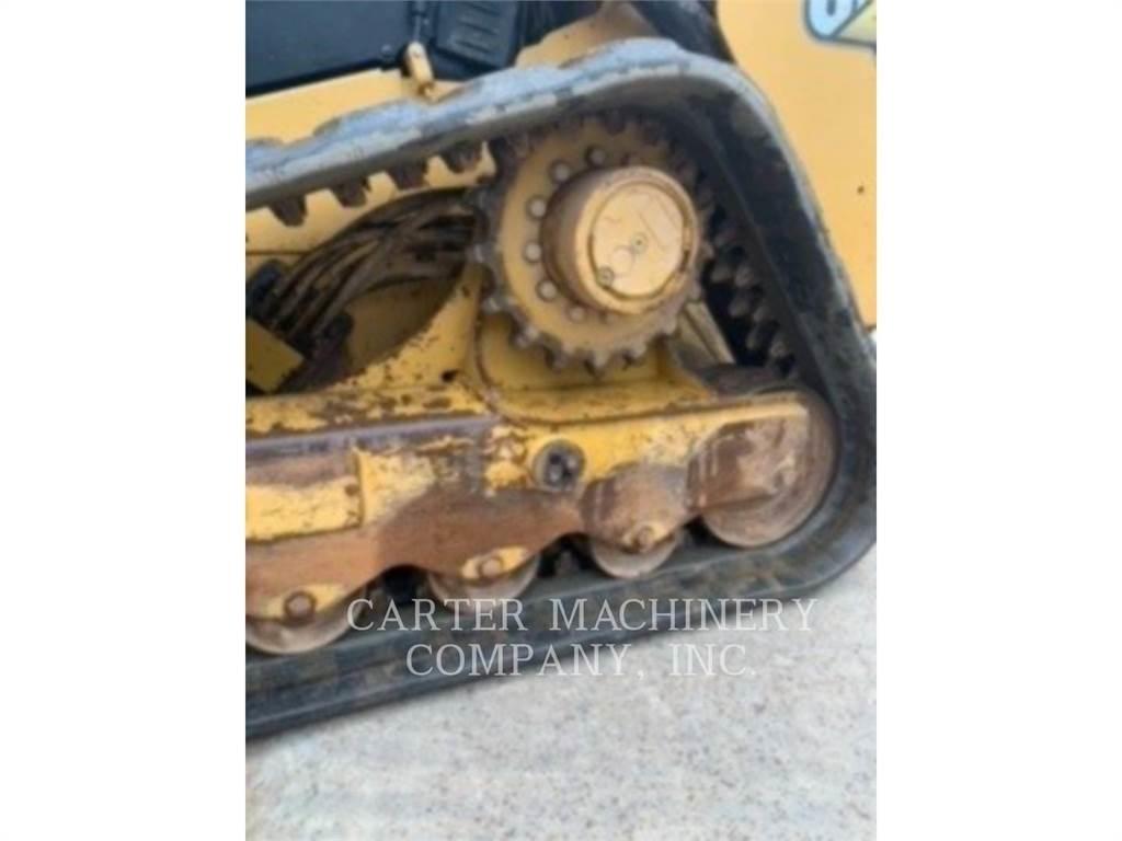 CAT 299D 滑移轉向裝載機