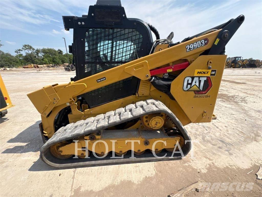 CAT 299D XHP 滑移轉向裝載機