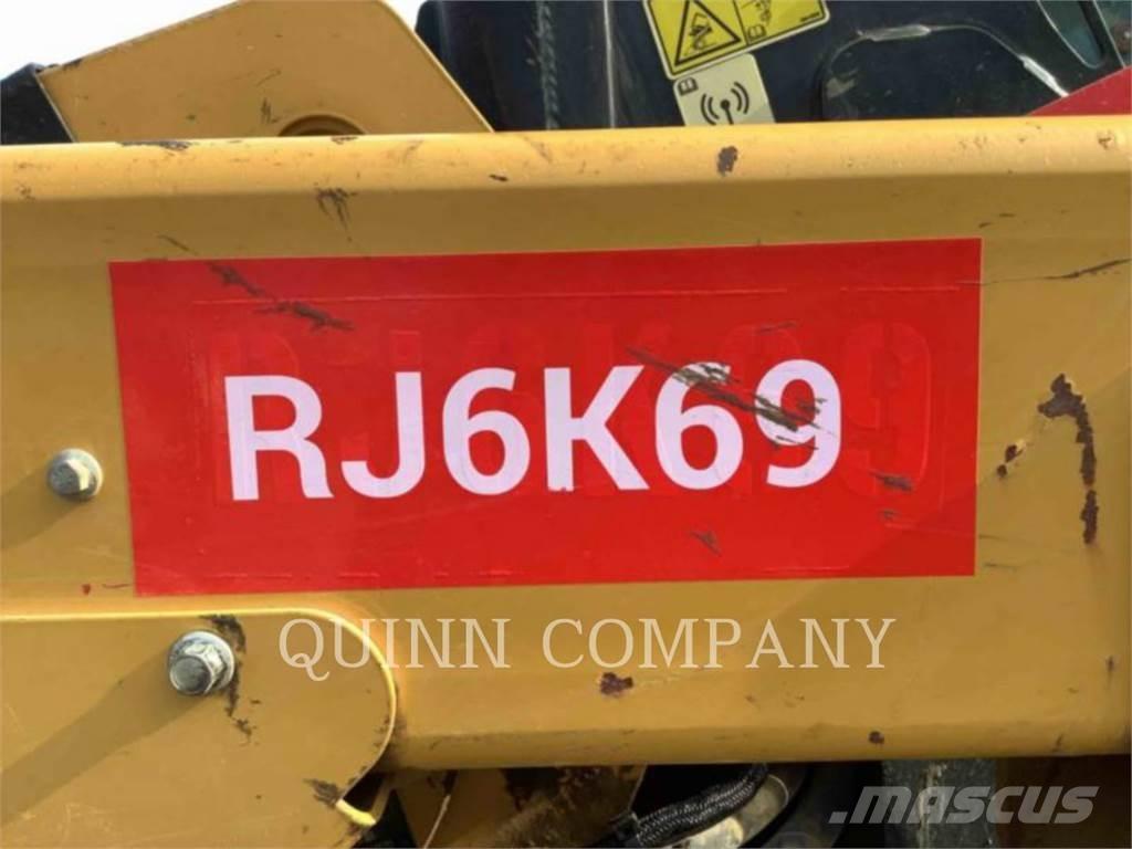 CAT 299D2 滑移轉向裝載機