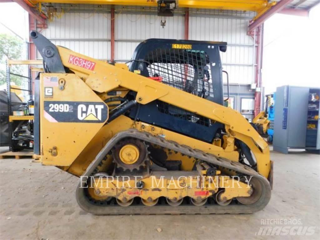 CAT 299D2 滑移轉向裝載機
