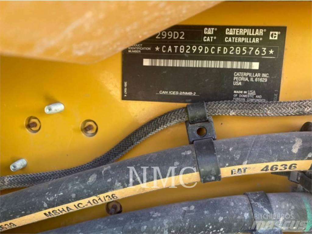 CAT 299D2 滑移轉向裝載機