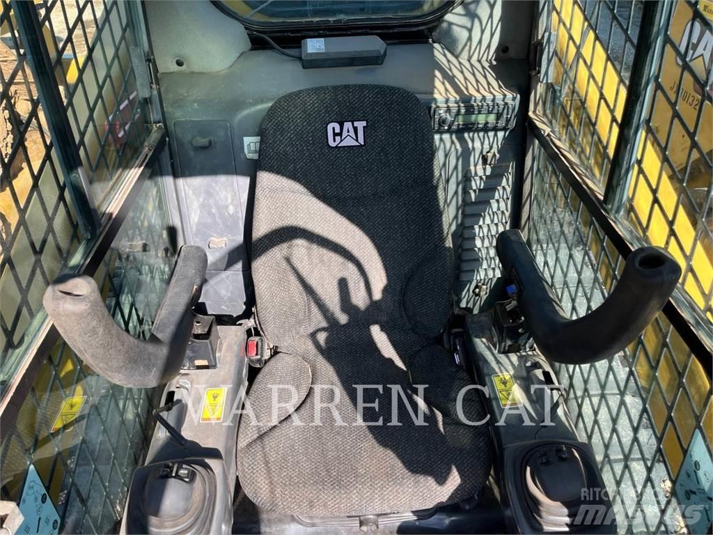 CAT 299D2 推土機