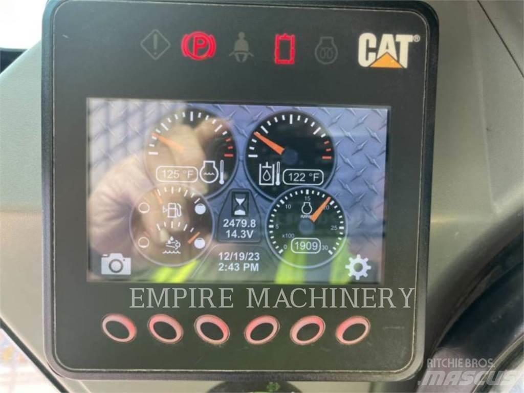 CAT 299D2 CA 滑移轉向裝載機