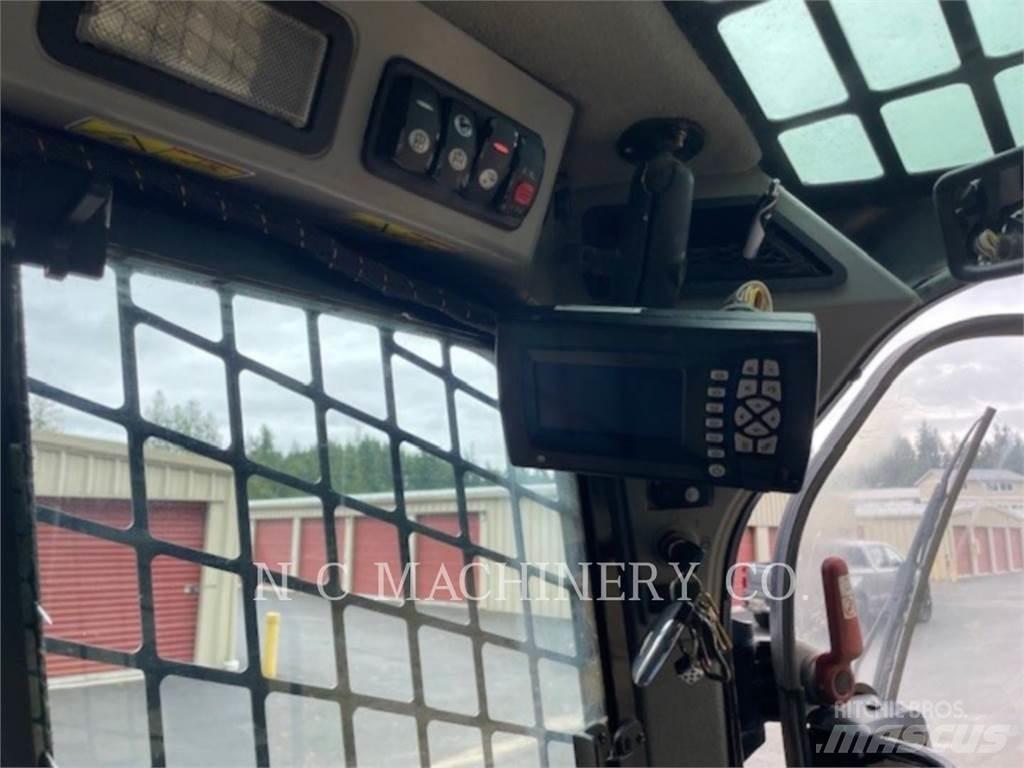 CAT 299D2 XHP 滑移轉向裝載機