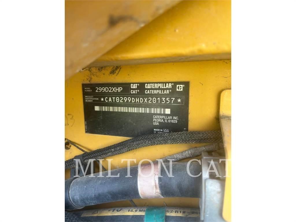 CAT 299D2XHP 推土機