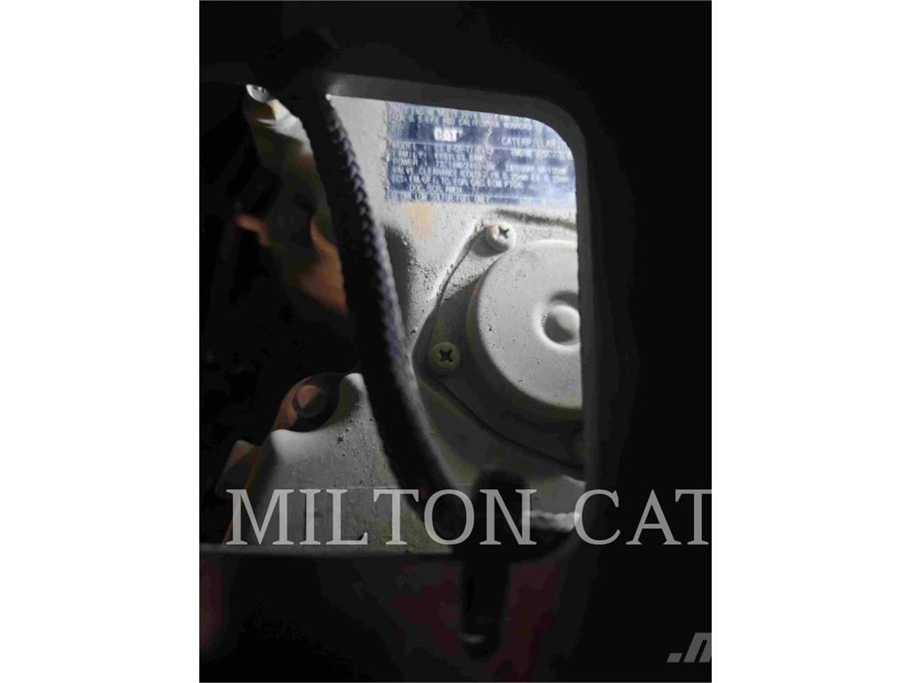 CAT 299D3 滑移轉向裝載機