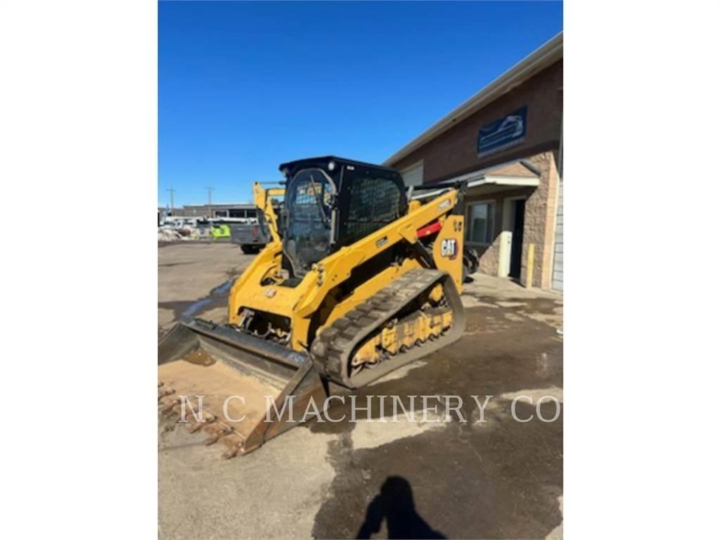 CAT 299D3 滑移轉向裝載機