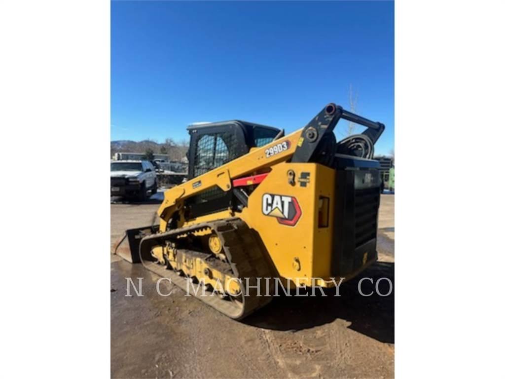 CAT 299D3 滑移轉向裝載機