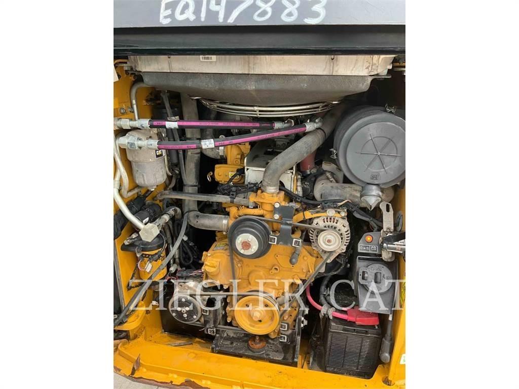CAT 299D3 推土機