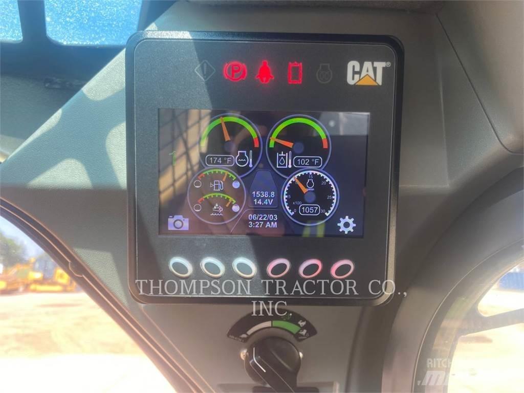 CAT 299D3 推土機