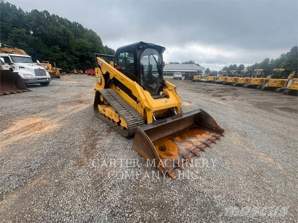 CAT 299D3 滑移轉向裝載機