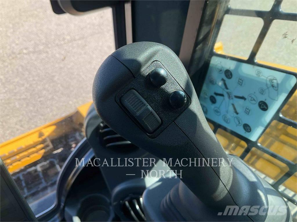 CAT 299D3 AHQBW 滑移轉向裝載機