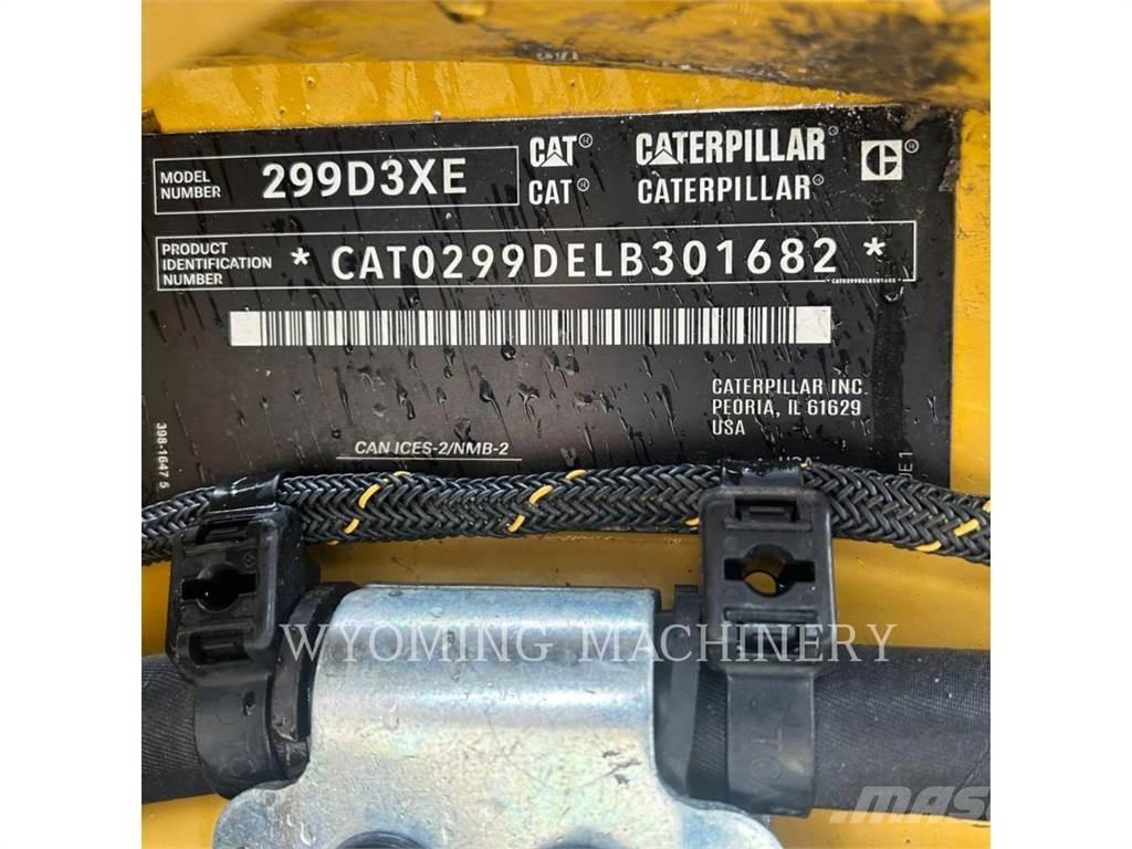 CAT 299D3 XE 滑移轉向裝載機