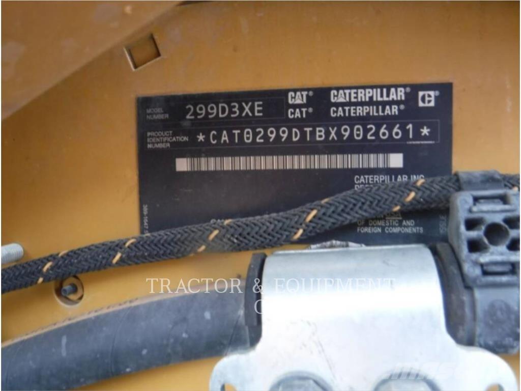 CAT 299D3 XE 滑移轉向裝載機