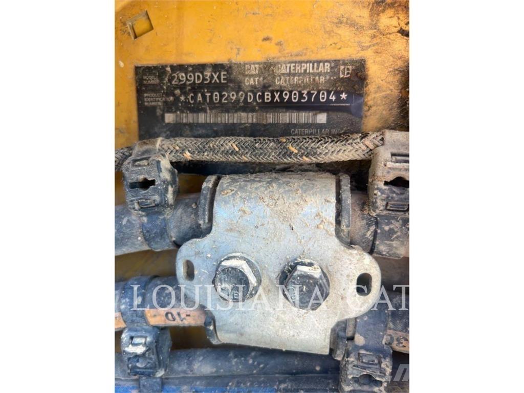 CAT 299D3 XE 滑移轉向裝載機