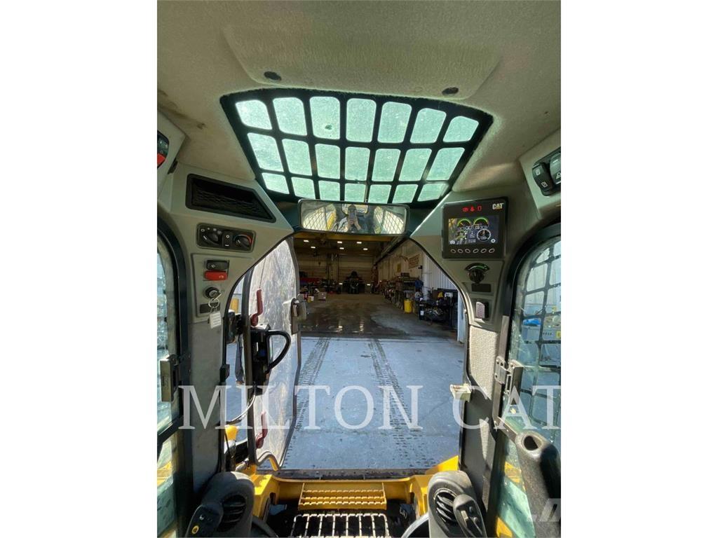 CAT 299D3 XHP 滑移轉向裝載機