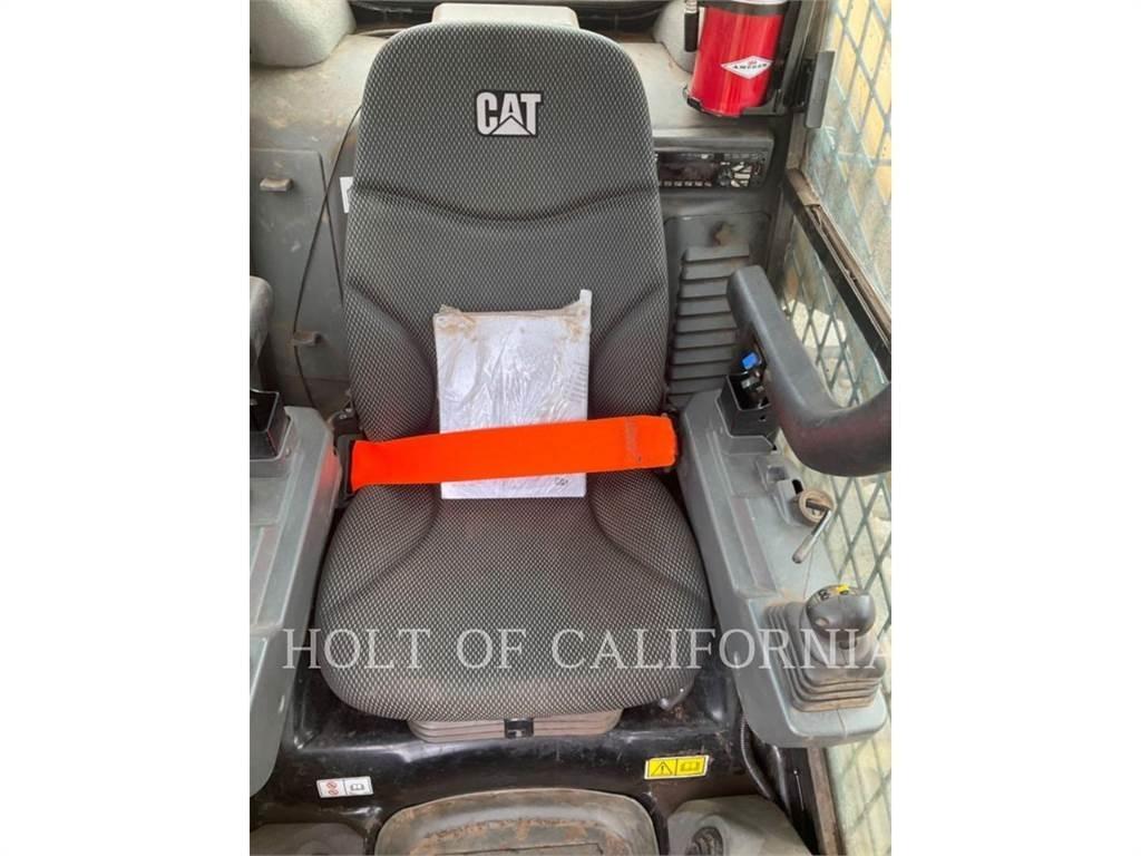 CAT 299D3XE 滑移轉向裝載機