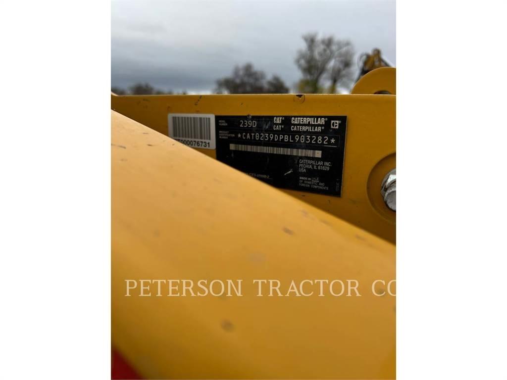 CAT 299D3XE 滑移轉向裝載機