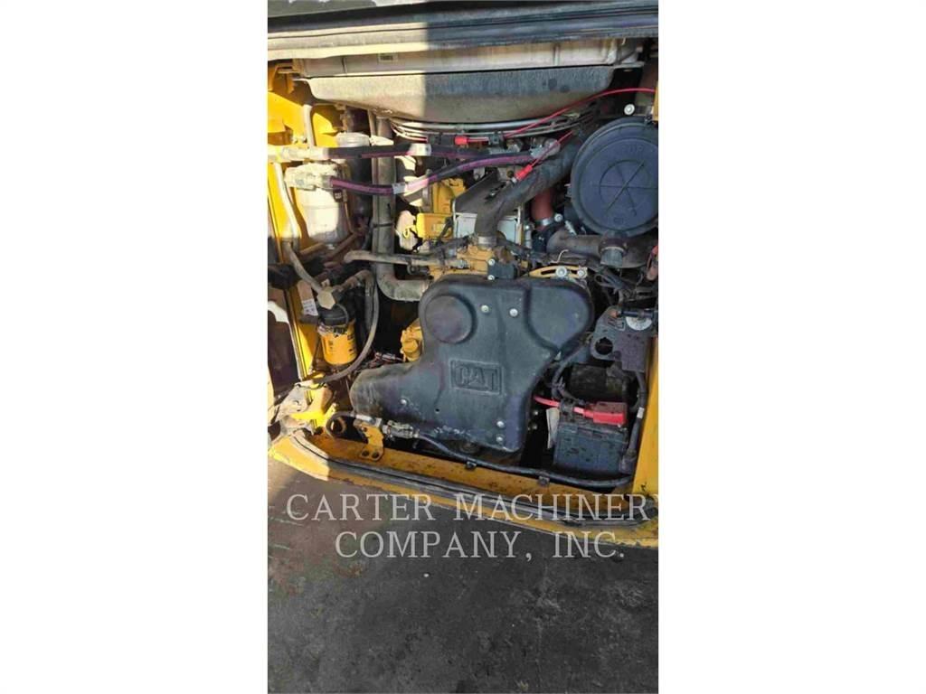 CAT 299D3XE 滑移轉向裝載機