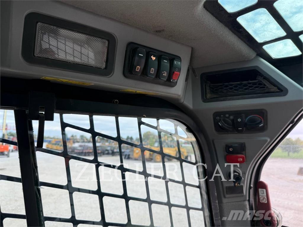 CAT 299D3XE 推土機