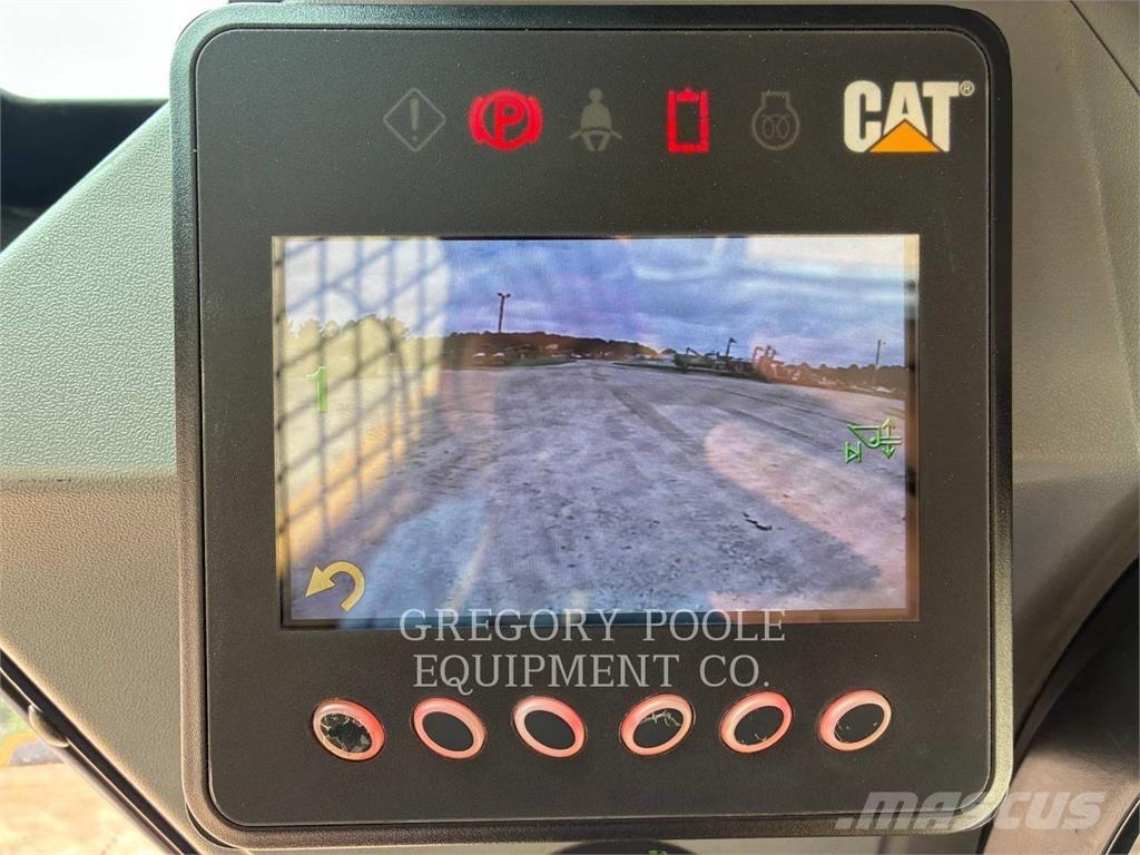 CAT 299D3XE 推土機