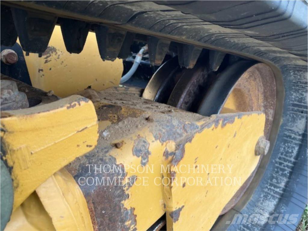 CAT 299D3XE 推土機