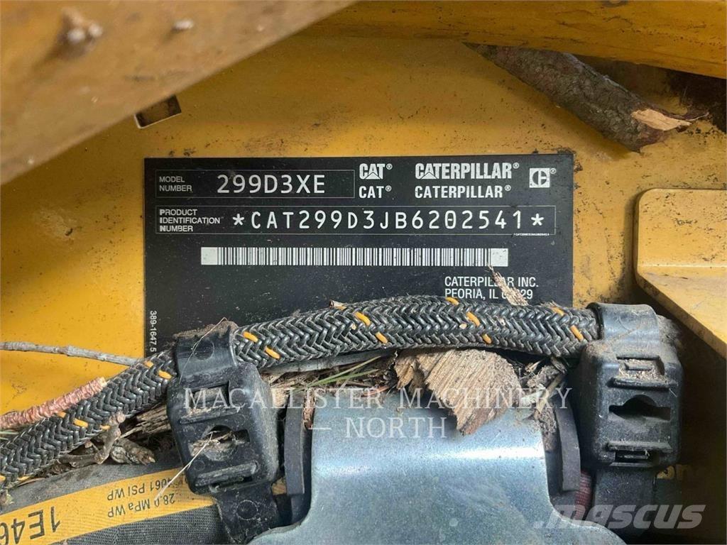 CAT 299D3XE D1AQBRW 滑移轉向裝載機