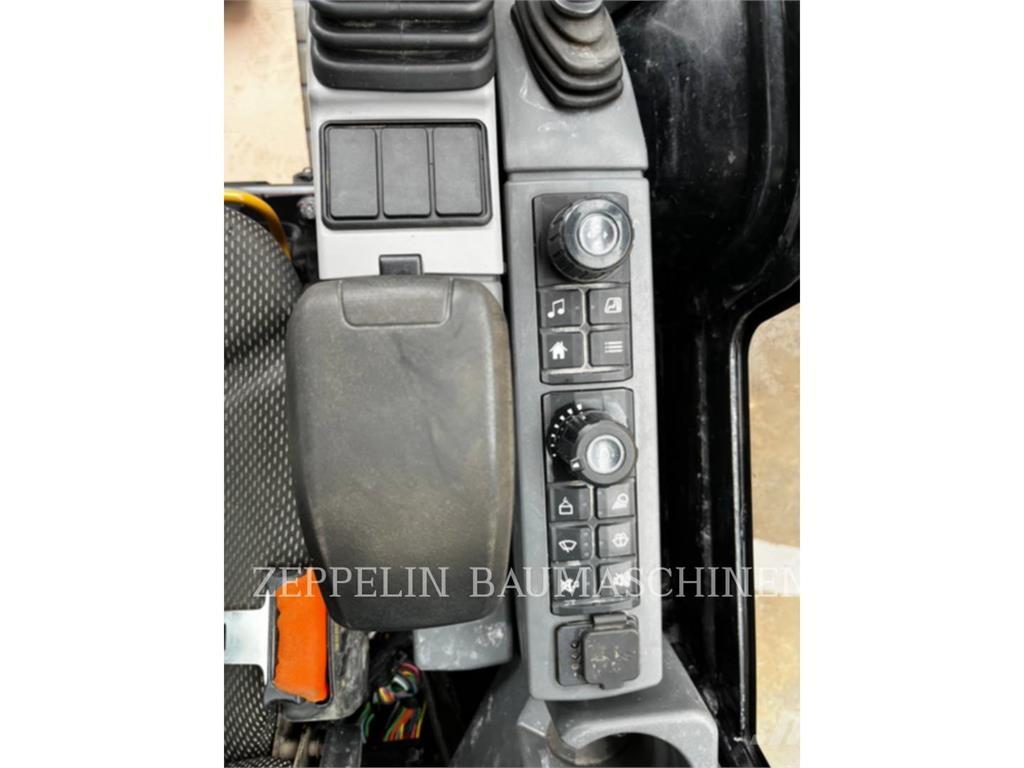 CAT 301.8-05A 履帶式 挖土機/掘鑿機/挖掘機