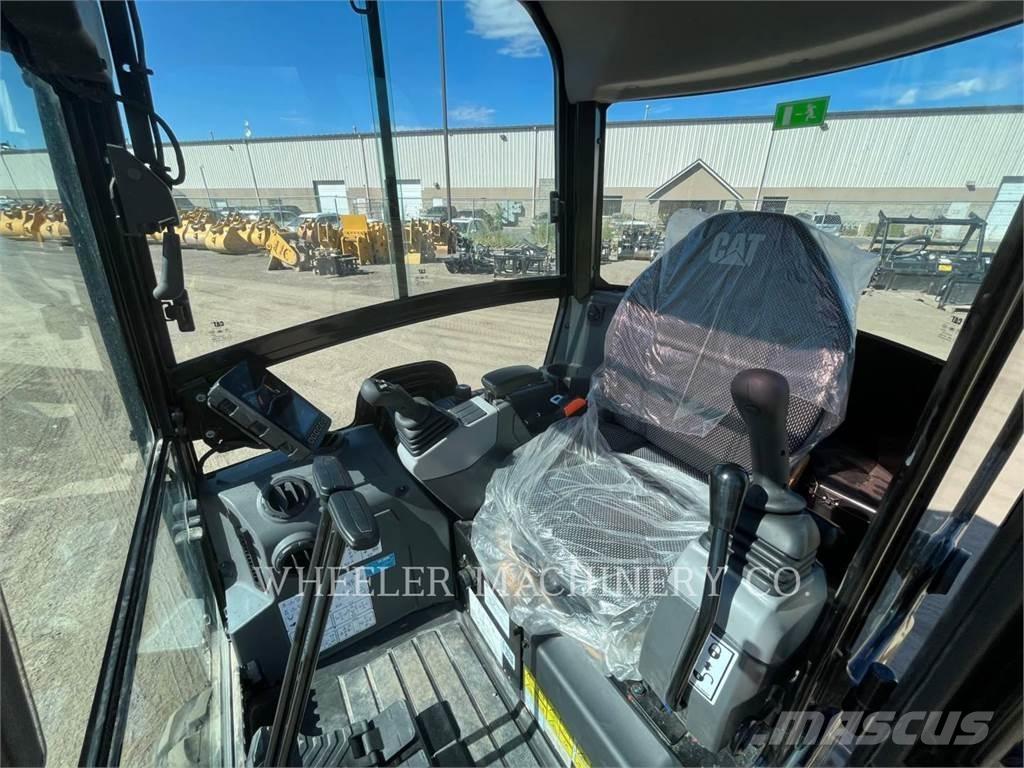 CAT 302.7 C3 履帶式 挖土機/掘鑿機/挖掘機