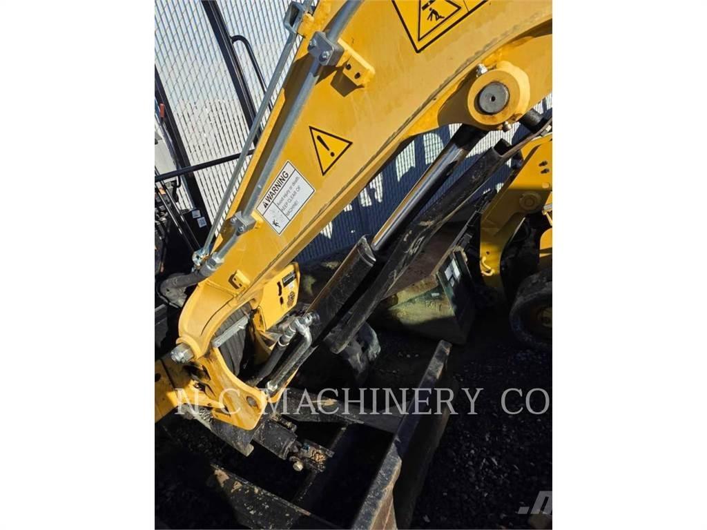 CAT 302.7DCRCN 履帶式 挖土機/掘鑿機/挖掘機