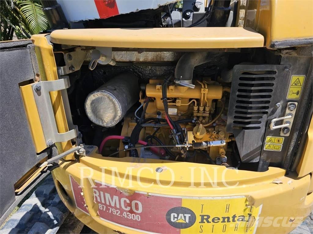 CAT 303.5 小型挖土機/掘鑿機<7t(小型挖掘機)