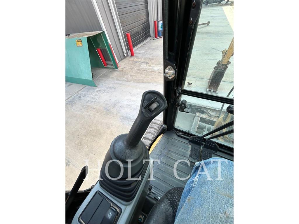 CAT 304E2CR 履帶式 挖土機/掘鑿機/挖掘機