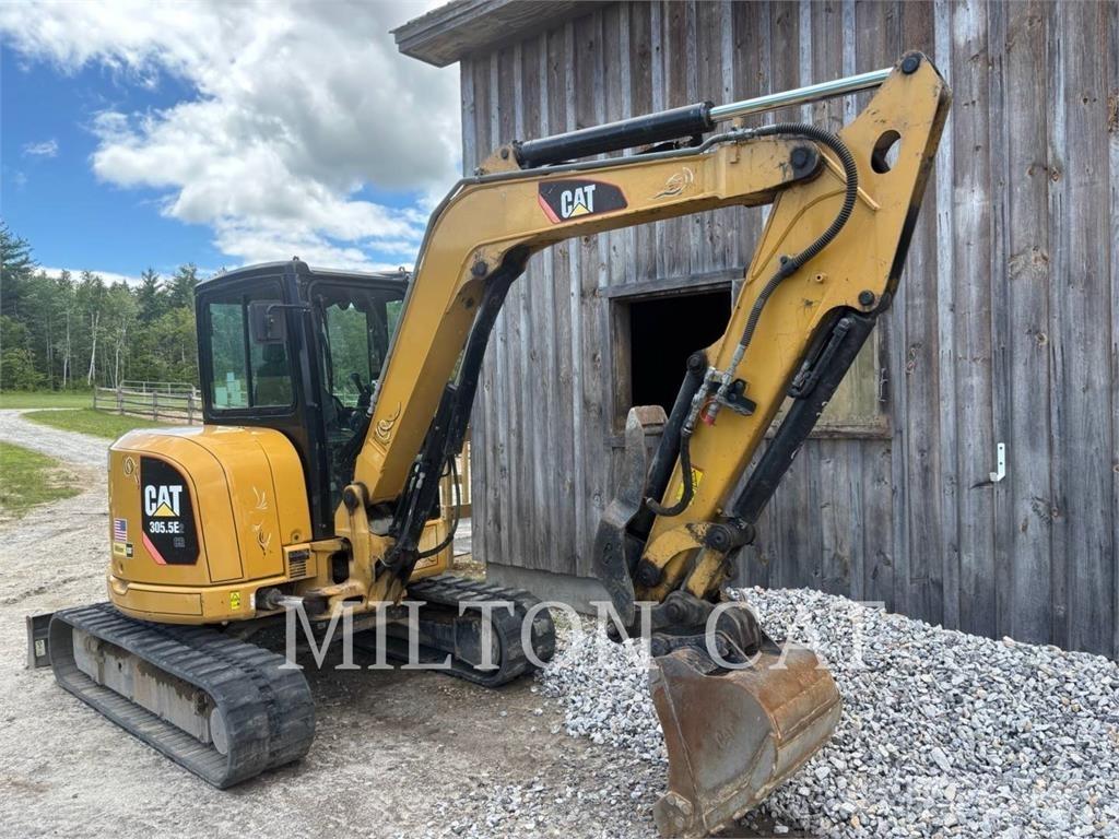 CAT 305.5E2 小型挖土機/掘鑿機<7t(小型挖掘機)
