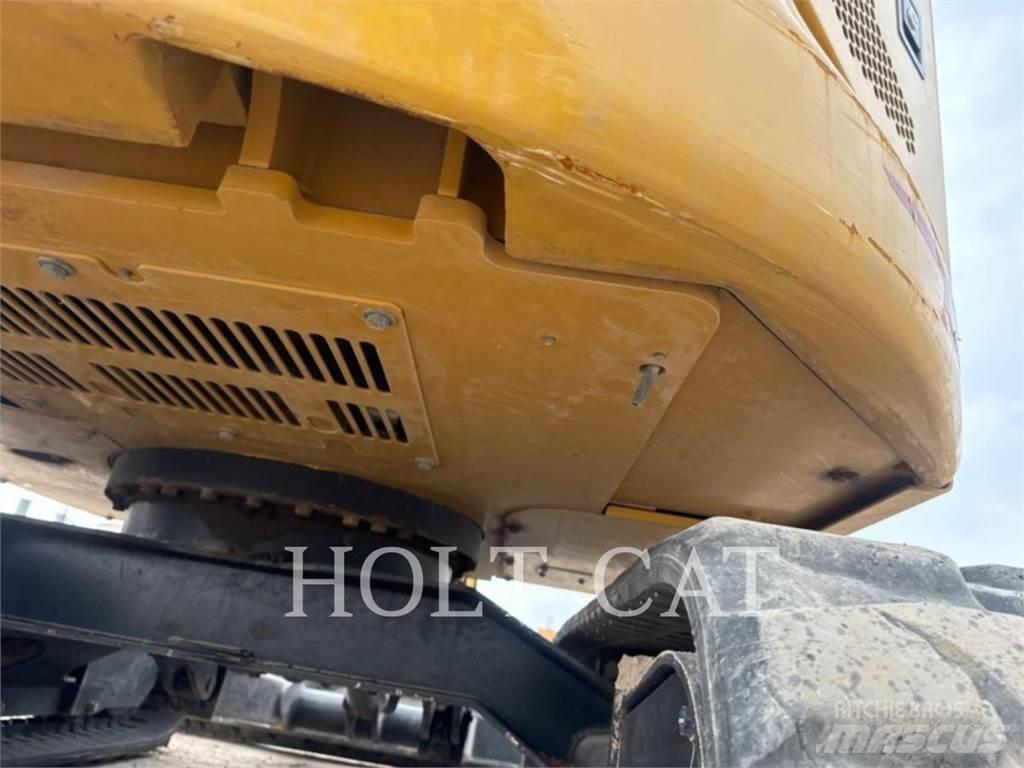 CAT 306 CR 履帶推土機