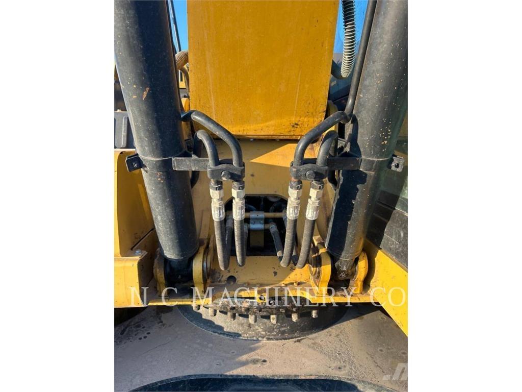 CAT 320 履帶式 挖土機/掘鑿機/挖掘機