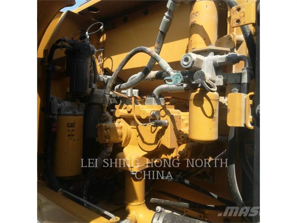 CAT 320D2 履帶式 挖土機/掘鑿機/挖掘機