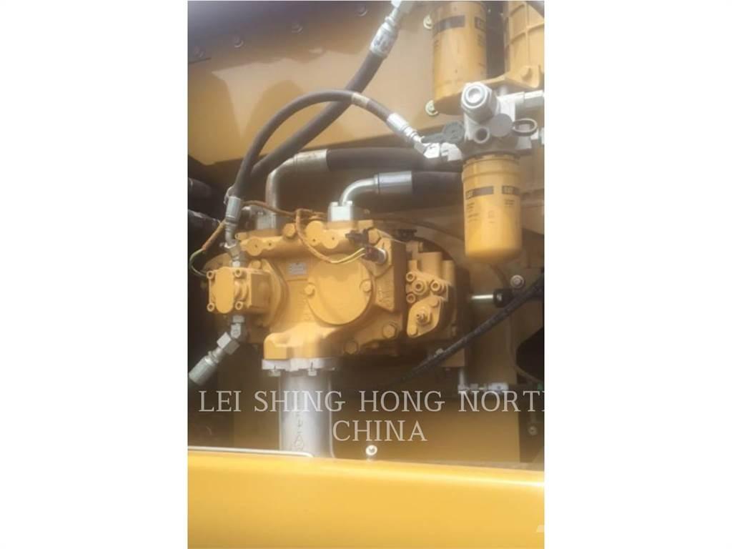 CAT 320D2 履帶式 挖土機/掘鑿機/挖掘機