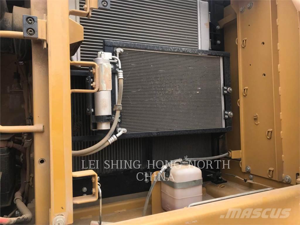 CAT 320D2 履帶式 挖土機/掘鑿機/挖掘機