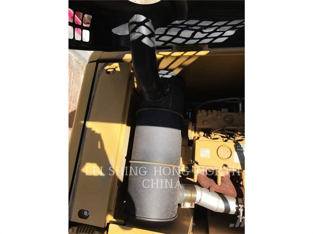 CAT 320D2 履帶式 挖土機/掘鑿機/挖掘機