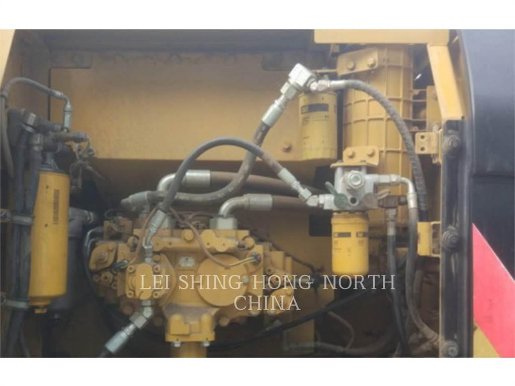 CAT 320D2 履帶式 挖土機/掘鑿機/挖掘機