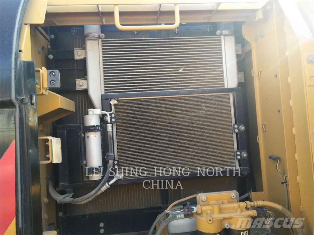 CAT 320D2GC 履帶式 挖土機/掘鑿機/挖掘機